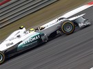 ZA TRIUMFEM. N�meck� pilot Nico Rosberg ovl�dl Velkou cenu ��ny F1.