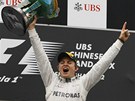 DOUBLE! N�mec Nico Rosberg vyhr�l ve Velk� cen� ��ny formule 1 kvalifikaci a
