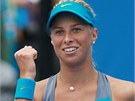 NOV��EK. Andrea Hlav��kov� se poprv� p�edstav� v �esk�m fedcupov�m t�mu.