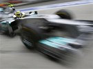 NEJRYCHLEJ�� V CEL� ��N�. Nico Rosberg si jede pro kvalifika�n� triumf p�i