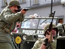 Rekonstrukce boj� o chebskou radnici p�i oslav�ch 60. v�ro�� osvobozen� Chebu. 