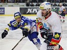 Momentka z fin�le hokejov� extraligy mezi brn�nskou Kometou a Pardubicemi.