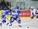 PROSM�KNE SE? Leo� �erm�k z Komety Brno se sna�� prodrat p�es pardubickou