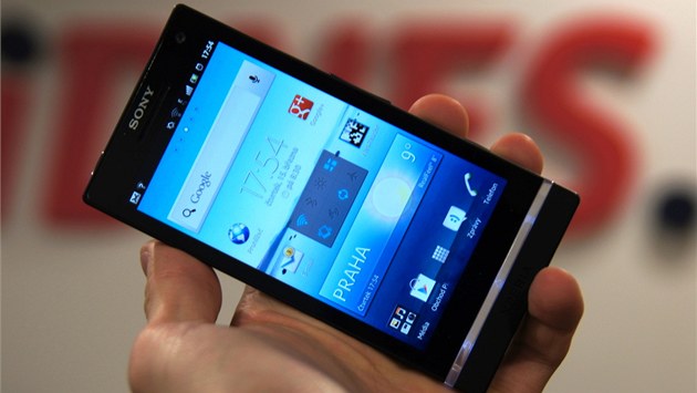 Sony Xperia S
