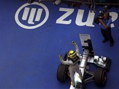 HUR�. N�meck� pilot Nico Rosberg ovl�dl Grand Prix ��ny formule 1.