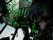 V�cvikov� kurz pro piloty v unik�tn�m vrtuln�kov�m simul�toru v Ostrav�