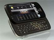 Acer M900 - QWERTY smartphone s Windows Mobile
