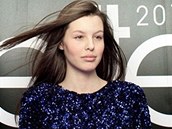 D�vkou t�dne se stala Denisa z Hav��ova (vpravo), vlevo je v�t�zka z prvn�ho t�dne Lucie z Brna.