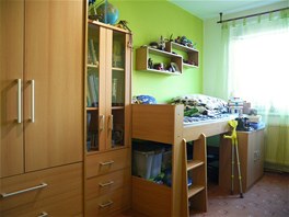 Devítiletého Jakuba trápí nohy, byl i na operaci. Někdy si musí pomáhat Devítiletého Jakuba trápí nohy, byl i na operaci. Někdy si musí pomáhat