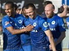 JSME PRVN�. Fotbalist� Liberce se raduj� z v�t�zstv�, d�ky kter�mu se s