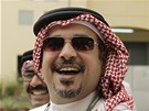 NO NEN� TU KR�SN�. Korunn� princ Salman bin Hamad p�ed startem Velk� ceny