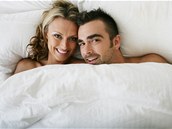 Vln�n� p�ikr�vka v zim� h�eje, v l�t� chlad� a skv�le pohlcuje vlhko. Vyhled�vaj� ji p�ry, kde m� ka�d� jinou pot�ebu tepla.