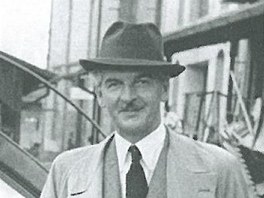 Zpěvák a skladatel R. A. Dvorský. Zpěvák a skladatel R. A. Dvorský.