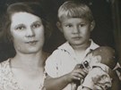 Helena Vovsov� se synem