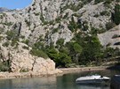 P��mo z h�je na konci Zavratnice vych�z� trasa nau�n� stezky a d�le v�stupov�