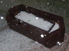Přívalový déšť a kroupy ničily lidem v Chlumci nad Cidlinou a okolí zahrádky. Přívalový déšť a kroupy ničily lidem v Chlumci nad Cidlinou a okolí zahrádky.