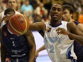 V akci prostějovský Jamar Smith.
