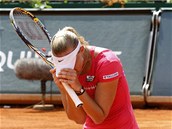 SLZY �T�ST�. Estonsk� tenistka Kaia Kanepiov� se raduje z v�t�zstv� na turnaji