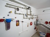 V suter�nu domu je v�e p�ipraveno pro dokon�en� instalac� modern�ch