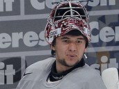 Brank�� Jakub Kov�� na prvn�m tr�ninku �esk� hokejov� reprezentace v d�ji�t�