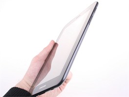 Recenze Samsung Galaxy Tab 7.0 telo Recenze Samsung Galaxy Tab 7.0 telo