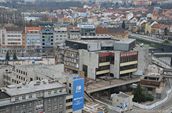 Demolice plzeňského Domu kultury v časosběrném dokumentu