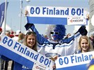 SUOMI. Fin�t� fanou�ci p�ed semifin�le hokejov�ho mistrovstv� sv�ta p�ej�...
