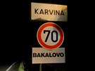 Tabule ohraničující Karvinou po zásahu odpůrců rozšíření těžby uhlí.