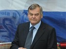 �ESK� STRAT�G. Tren�r Vladim�r V�jtek na st��da�ce slovensk� reprezentace. 
