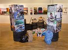 Expozice výstavy Michaela Reynoldse: Udržitelná samostatnost pro každého v Expozice výstavy Michaela Reynoldse: Udržitelná samostatnost pro každého v