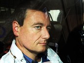 Policie p�evá�í Davida Ratha po jednání o vazb�.