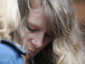 Romana Z. u královéhradeckého soudu před vynesením rozsudku. (11. května 2012)