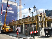Luxusní bytový komplex Ehrlich roste v Šafaříkových sadech v centru Plzně.