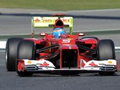 Fernando Alonso v tréninku na Velkou cenu Španělska.