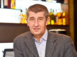 Pro magnáta Andreje Babiše prý bylo nepřípustné, aby ptáci na stavbu doplatili, Pro magnáta Andreje Babiše prý bylo nepřípustné, aby ptáci na stavbu doplatili,