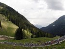 V DOLOMITECH. Cyklist� �lapou v 19. etap� Giro d�Italia.
