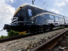 Na zkušebním okruhu ve Velimi se představil nový vlak Leo Express. (24. května Na zkušebním okruhu ve Velimi se představil nový vlak Leo Express. (24. května
