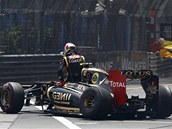 KONEC NAD�J�. Romain Grosjean opou�t� sv�j lotus. Francouzsk� pilot musel