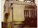 V roce 1991 si Cysařovi požádali o restituci. Tahanice s Prahou 5 ukončil až V roce 1991 si Cysařovi požádali o restituci. Tahanice s Prahou 5 ukončil až