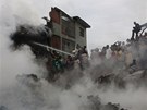 Leteck� trag�die v nigersk�m Lagosu (3. �ervna 2012)