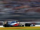 Lewis Hamilton z McLarenu proj�d� tra� Velk� ceny Kanady b�hem t�et�ho