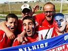 NATĚŠENÍ. Čeští fanoušci před zápasem Eura 2012 s Ruskem. NATĚŠENÍ. Čeští fanoušci před zápasem Eura 2012 s Ruskem.