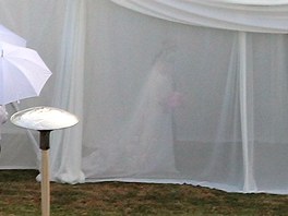 Drew Barrymore a Will Kopelman se vzali (2. června 2012). Drew Barrymore a Will Kopelman se vzali (2. června 2012).