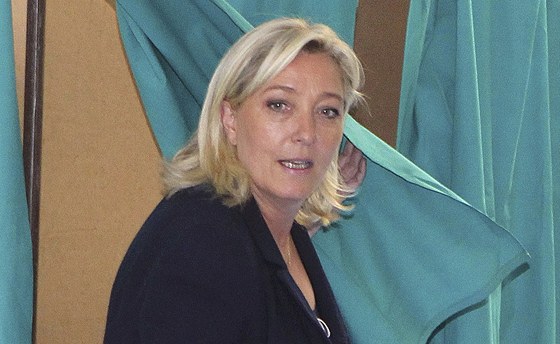 Marine Le Penov� u plenty.
