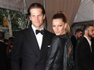 Gisele B�ndchenov� v roce 2010 do rodinn�ho rozpo�tu p�isp�la sumou 758 milion�