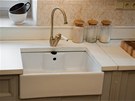 Keramick� d�ez  lad� se stylovou bateri�.