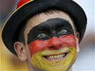 D�SIVÝ VÝRAZ. Fanou�ek n�meckých fotbalist� p�ed utkáním s Dánskem.