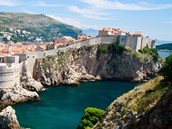 Dubrovníku se přezdívá Perla Jadranu. Škoda, že je tak daleko na jihu, a tím Dubrovníku se přezdívá Perla Jadranu. Škoda, že je tak daleko na jihu, a tím