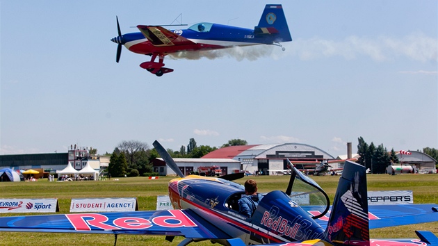 V pražských Letňanech se uskutečnila letecká show Aerobatic freestyle challenge... V pražských Letňanech se uskutečnila letecká show Aerobatic freestyle challenge...
