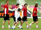 DOBRÁ NÁLADA. Trénink českých fotbalistů před čtvrtfinále Eura proti DOBRÁ NÁLADA. Trénink českých fotbalistů před čtvrtfinále Eura proti